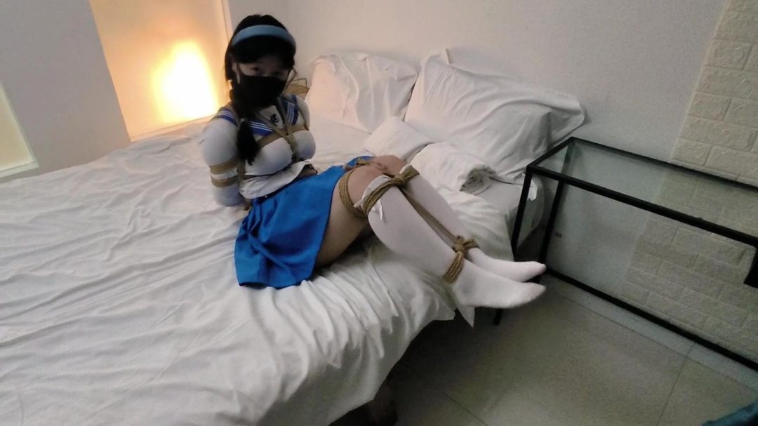 【八月の绳】紧缚状态下的移动能力状态——子鹿-4