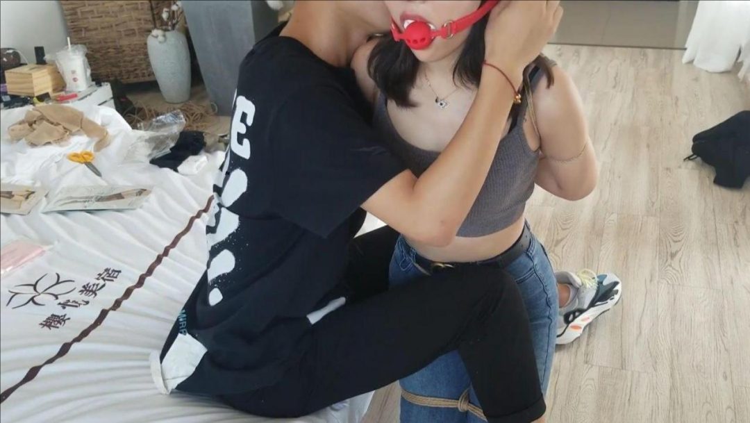奥特曼也很酷：梦怡牛仔裤严厉堵嘴（上）-3