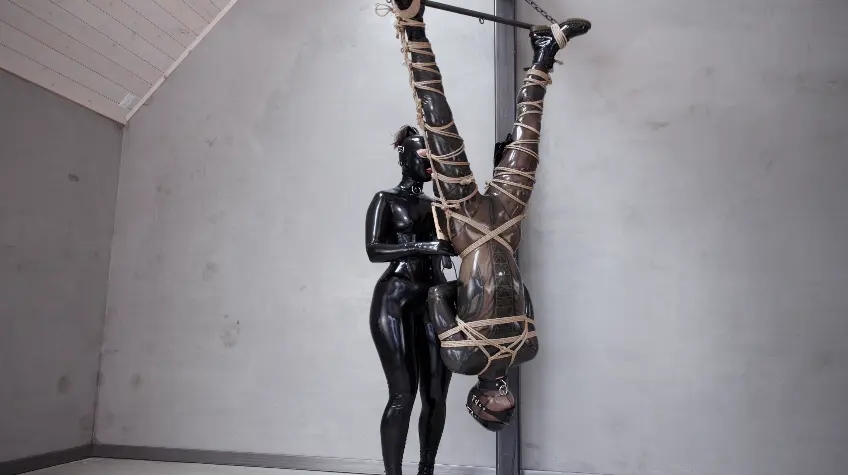 Damage Doll-1