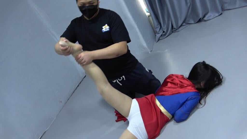 女超人-1