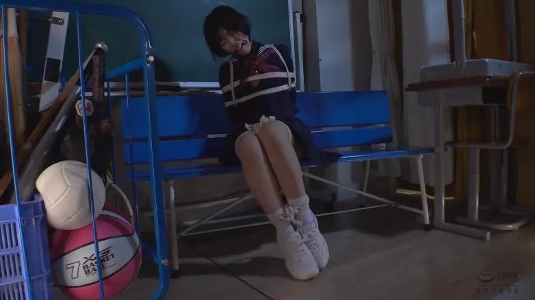着たまま拘束DID 囚われて恥辱に蠢く女つばめ-3