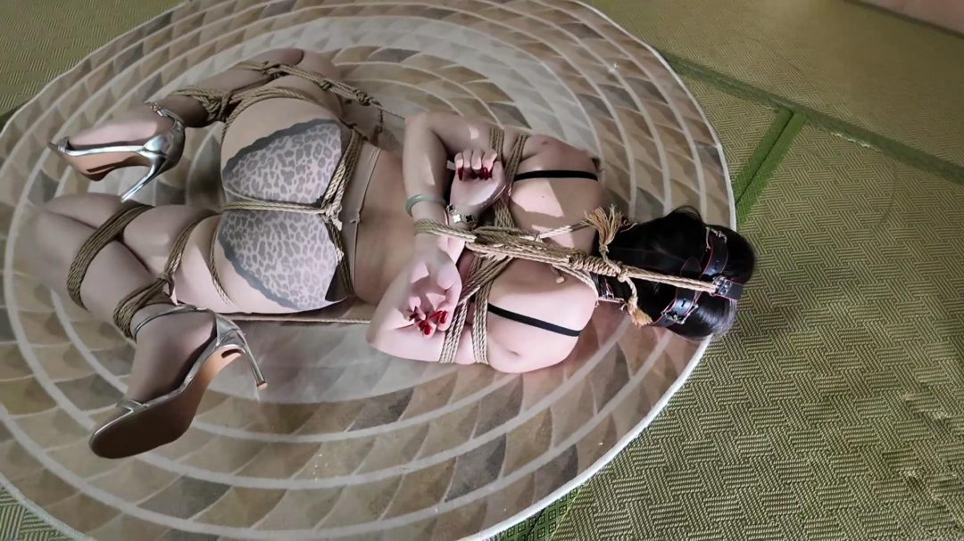 一绳所爱 定拍 杨蕊分腿驷马-7