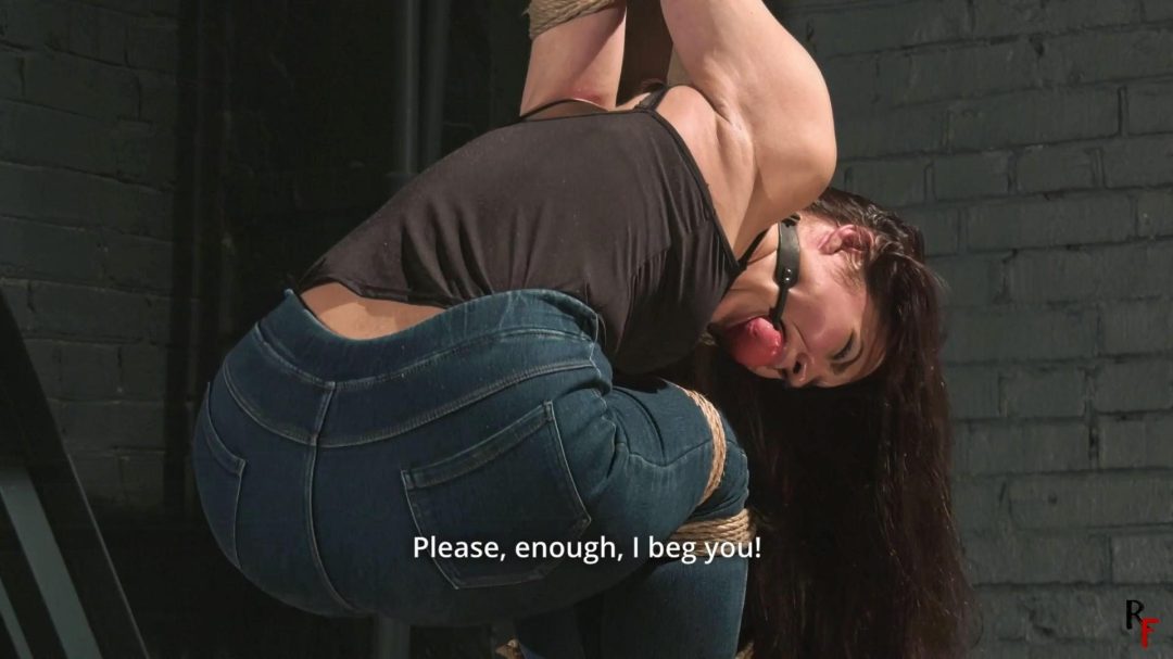 Bondage predicament for Xena - Tied to a pole-3 Bondage predicament for Xena - Tied to a pole-3