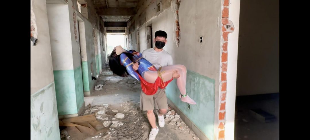 女超人惨遭暗算（战败结局）-6