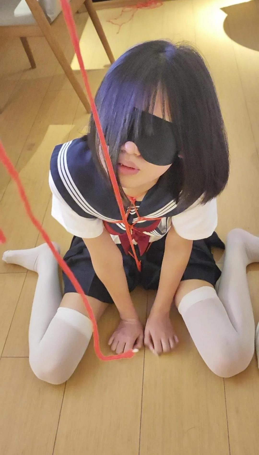 霄酱 JK+黑丝+白袜，水手服+白丝+小皮鞋，毛绒裙+小皮鞋+堆堆袜+光腿神器，白裤袜+短裤+白色T恤-3