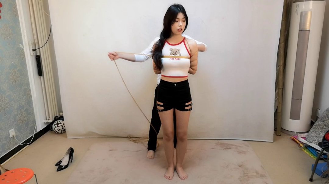 贝伊人 清纯的美女试镜 忍耐力不错-2