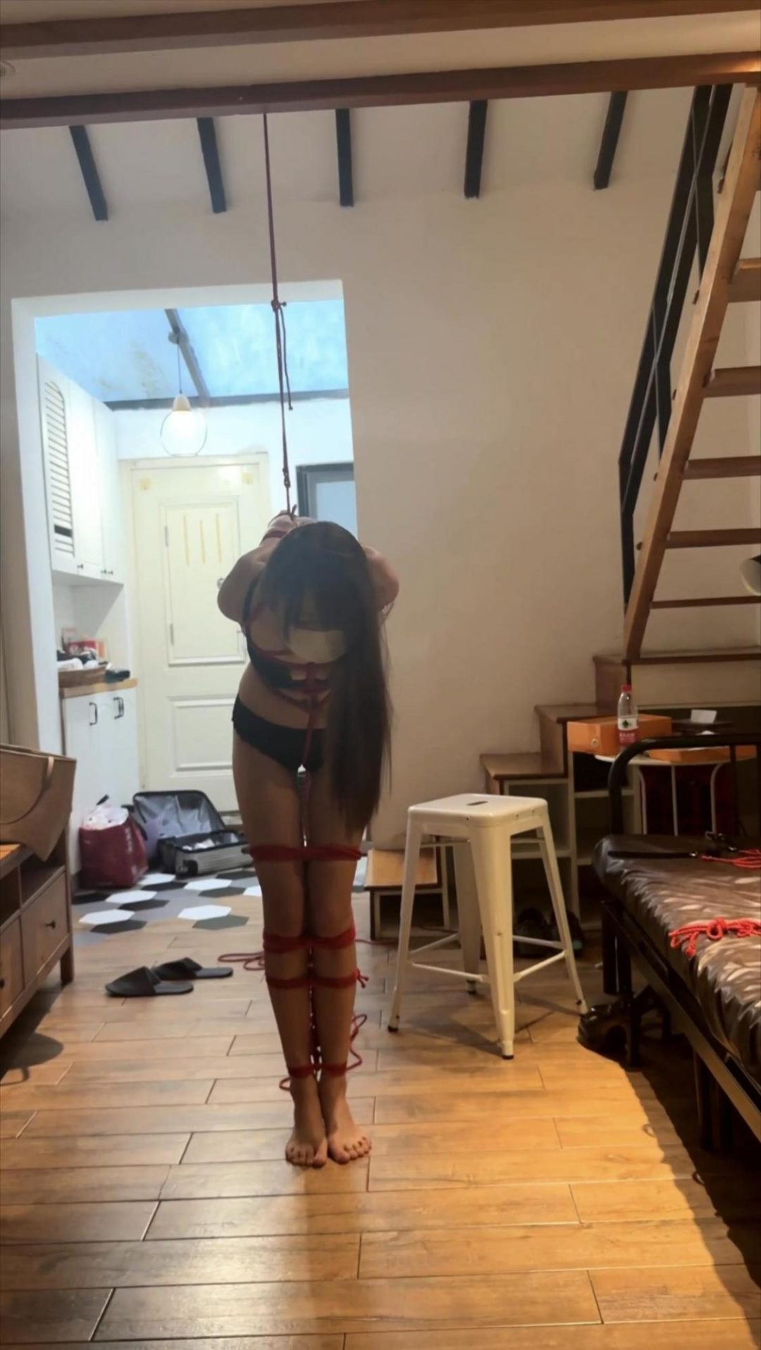 小骨头内衣直臂股绳垫脚吊-2