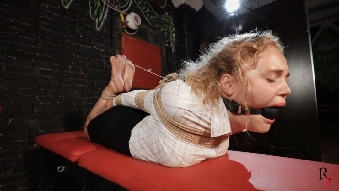 Vanda likes to be hard hogtied-3