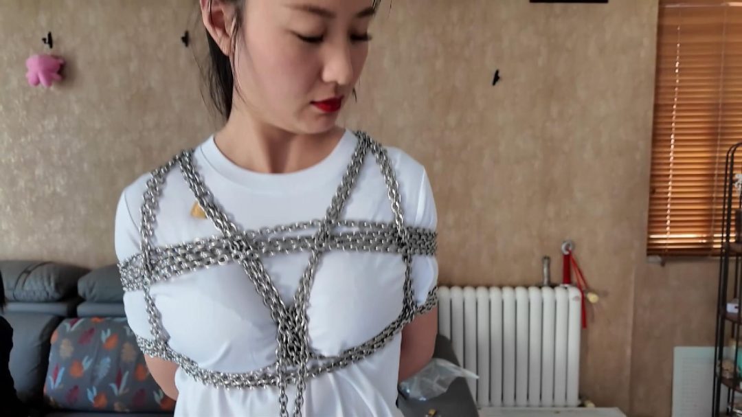 一绳所爱工作室定拍 姐妹花参观绳艺体验店（上） 紫涵&晓晓两姐妹慕名而来绳艺体验店，1米7大长腿绑着绳子到处逛+铁链紧缚-3