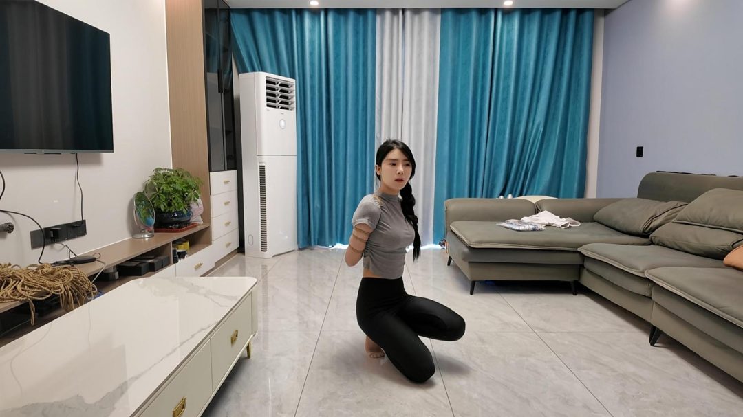 杨若琳五花-7