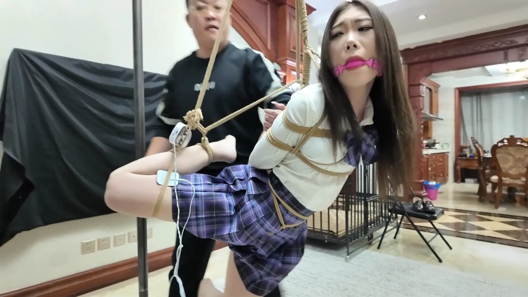 枫叶定制母女题材片《绳疗②—女儿的爱好》-7
