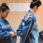大学里的故事中 背监规 蛙跳 体能训练 头套禁锢
