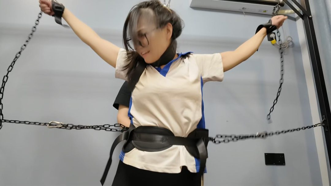 再次惩罚小遥-2