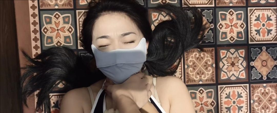 喵酱原创～十来分钟的掐脖，舌头不由自主往外吐-2