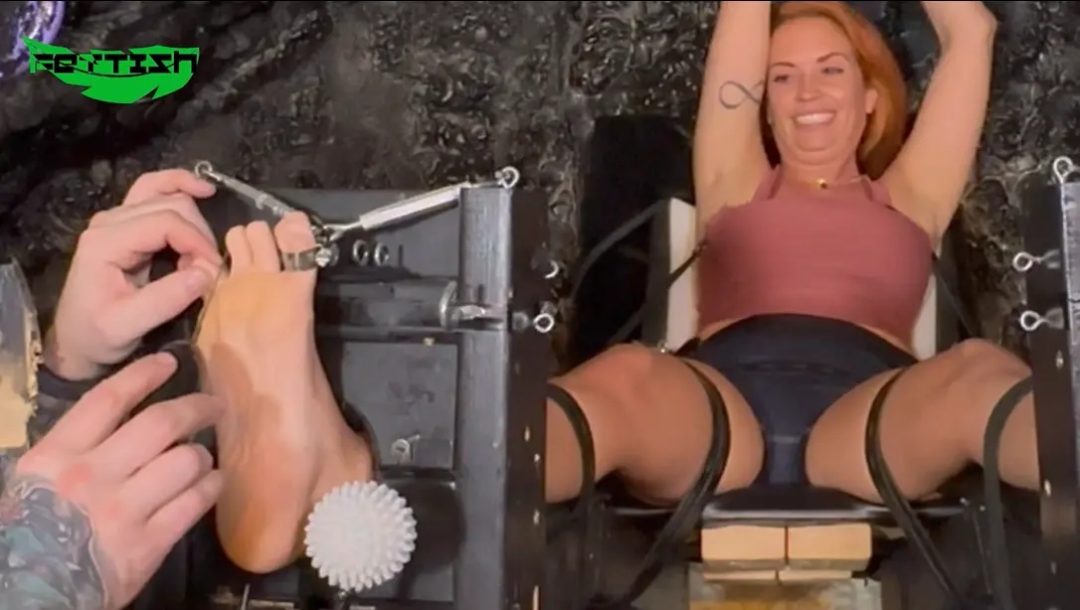 Fettish – Tickle Therapy – Sunnie-2 Fettish – Tickle Therapy – Sunnie-2