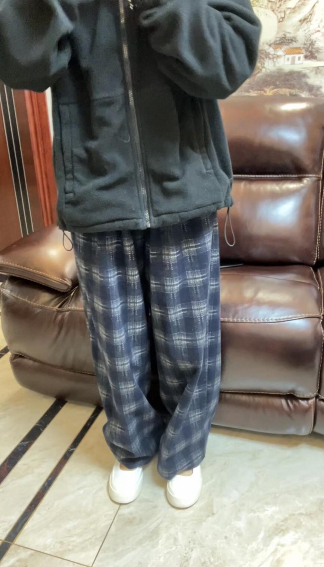 独居女大学生的镣铐日常-手铐脚镣居家 第一天-6