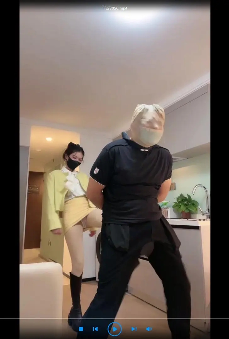 【七月大大】长靴肉丝暴力提档-4