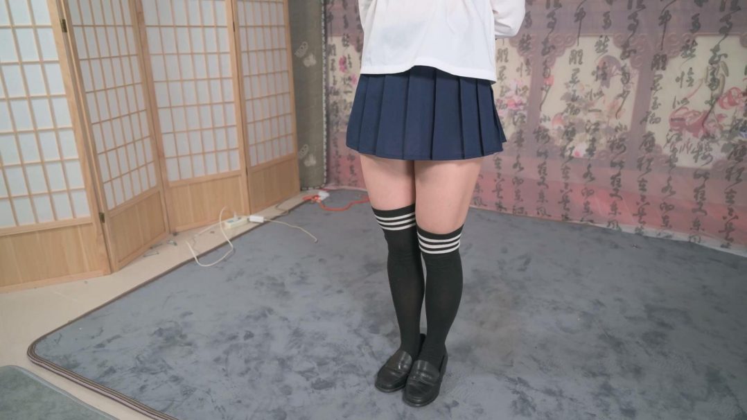 小池日式单腿吊--JK、学社鞋、长棉袜、扒衣-3