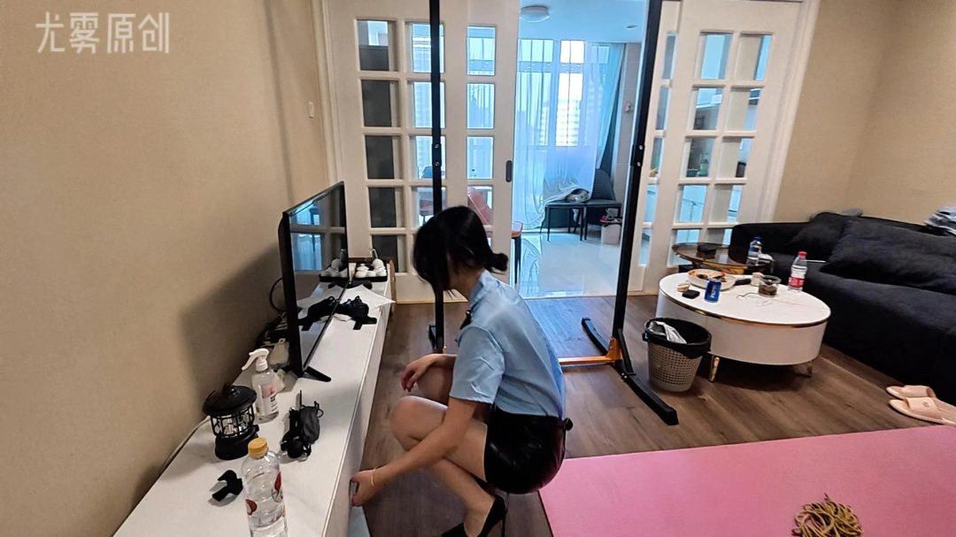 女搜救遇险-4