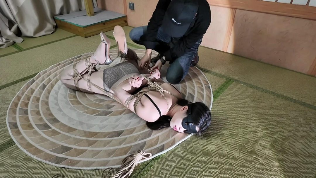 一绳所爱 定拍 杨蕊分腿驷马-1