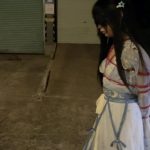 桃花岛原创之户外捆绑第二弹（桃花汉服被缚露出之仙女沦为路人观赏的剑婢！）