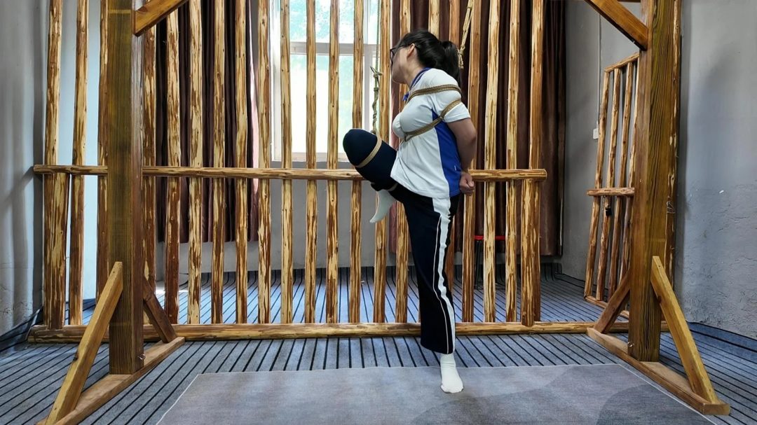 管教小遥-6