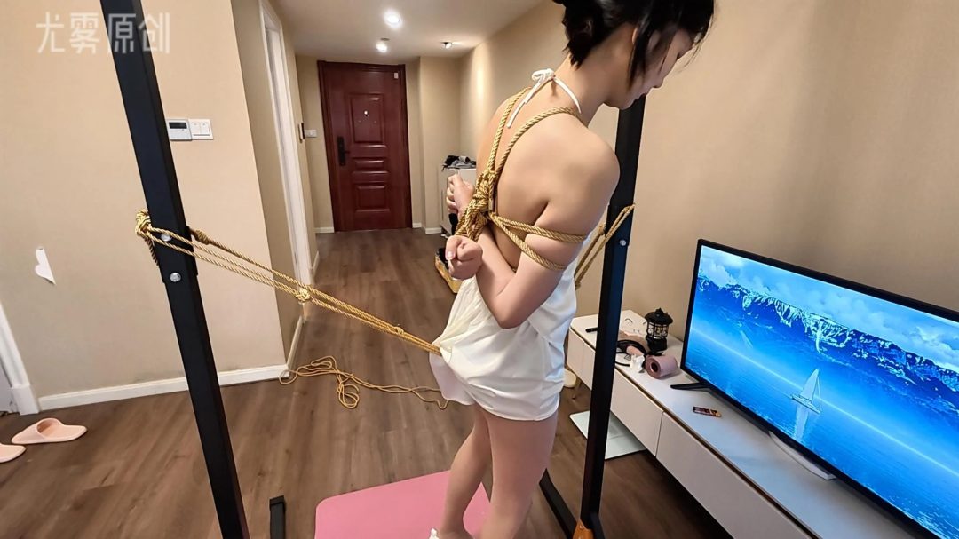 小尤被粉丝入室调教-7