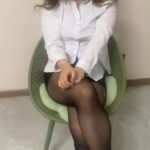 保鲜膜塑料布玩弄黑丝骚妇