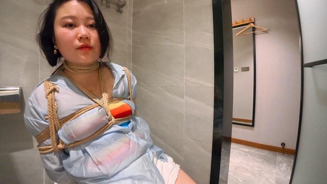 新模美娜挑战被紧缚-5