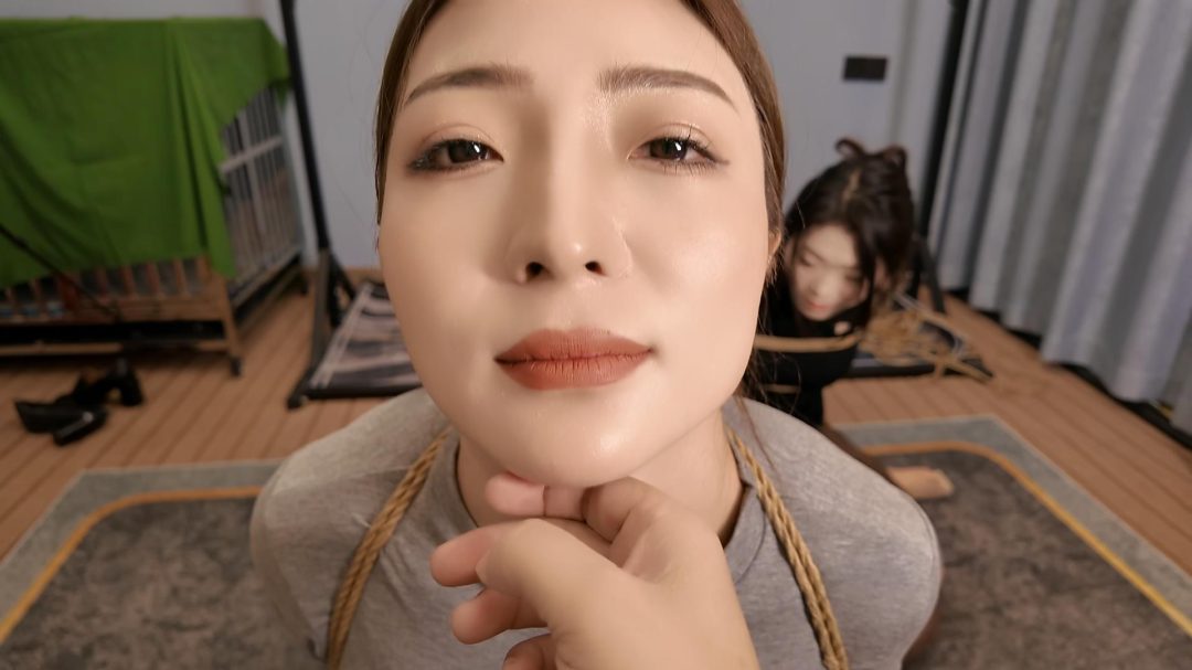 紧缚小夏与佳佳 后手观音 直臂 鞭打 跪 调-14