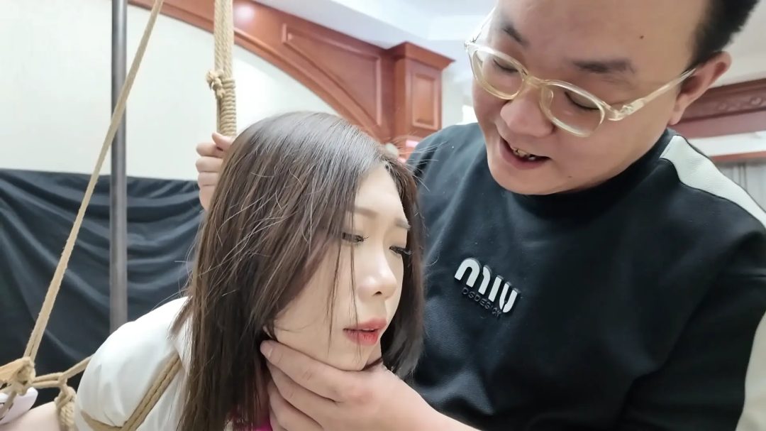枫叶定制母女题材片《绳疗②—女儿的爱好》-8