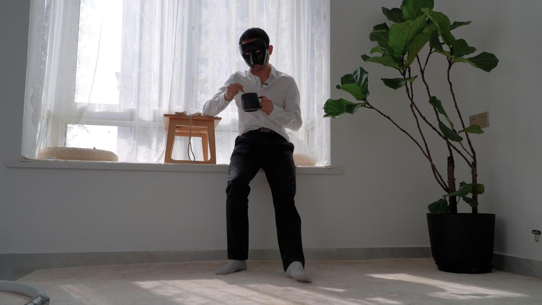 少妇护士的特殊岗位第4集：小玲的全身捆绑加股绳蠕动捡物训练-1