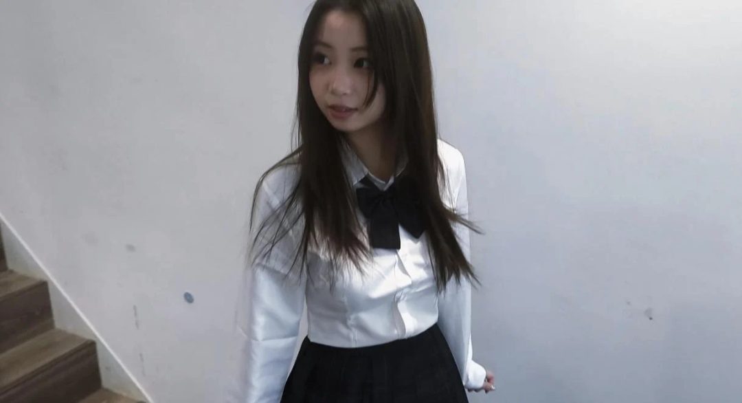 《学妹1》jk日式跪姿捡球 跪姿放置 口球 胸缚 口水肆意 tk tj 清纯学妹等待主人调教-5