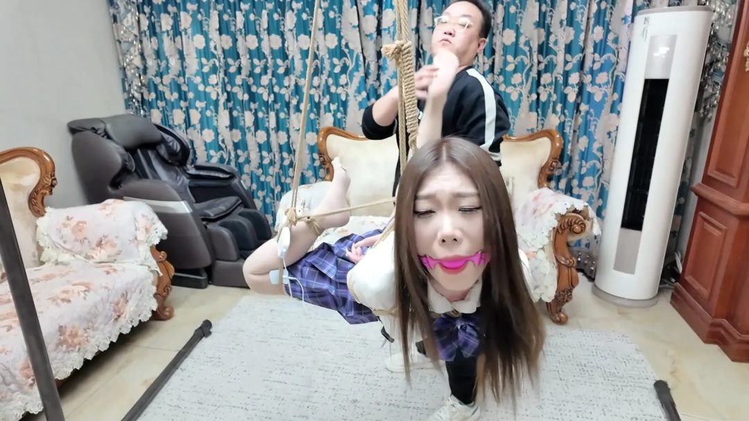 枫叶定制母女题材片《绳疗②—女儿的爱好》-6