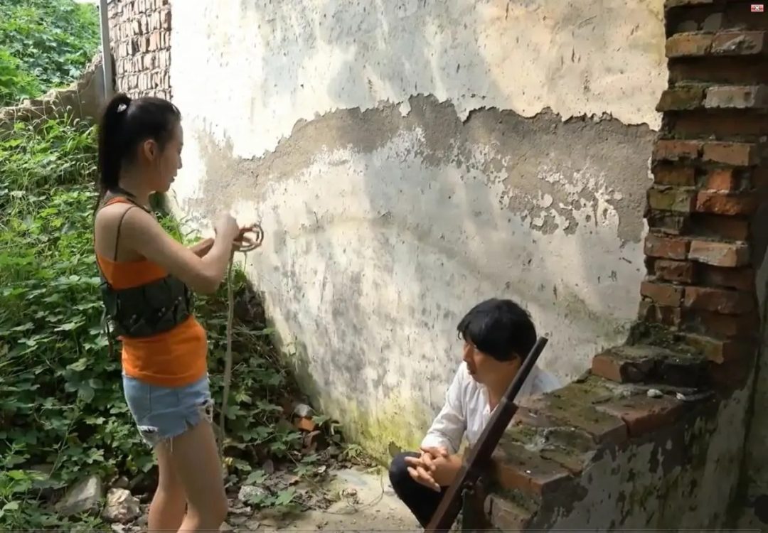 MJ影视 女兵审问处决逃犯-2