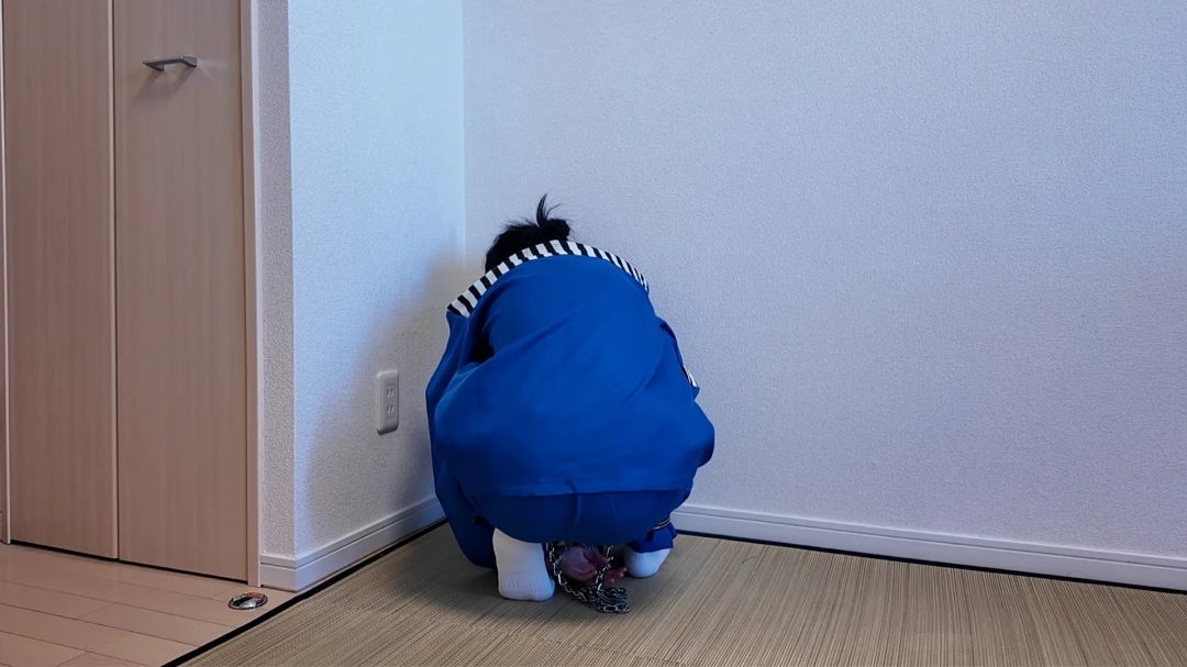 kiki囚服白袜镣铐绝望行走被管教用脚揉拧-3