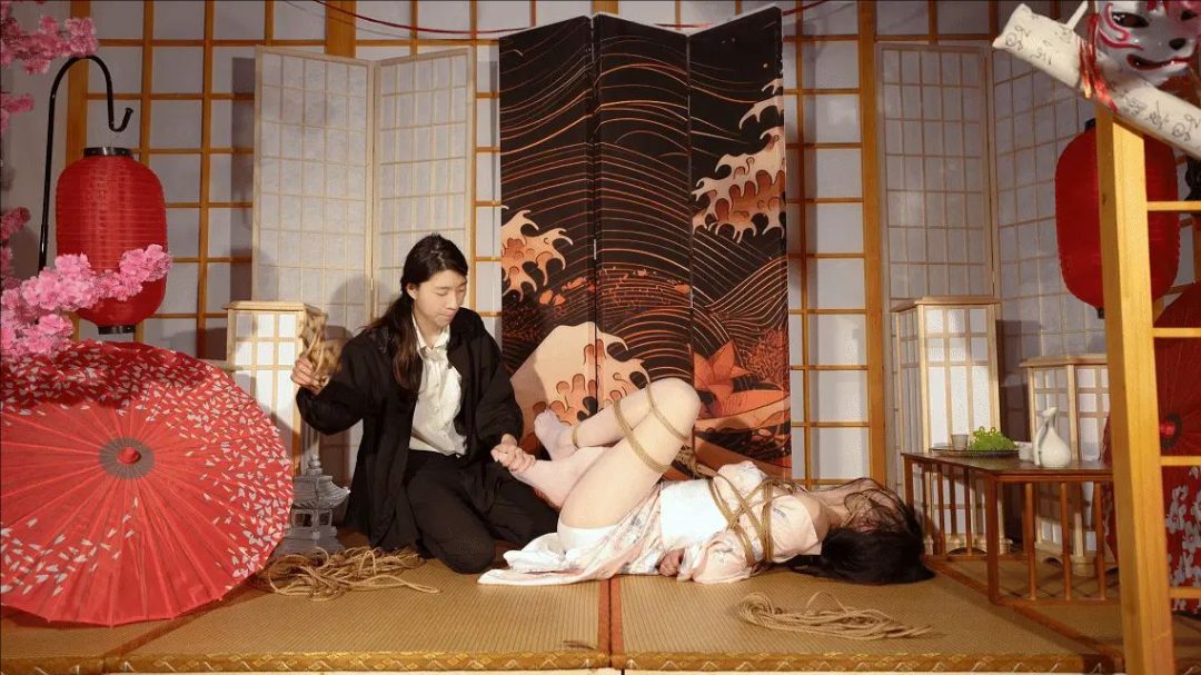私人体验《从日本留学回来的大长腿温雅小姐》-2