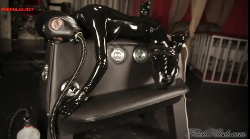 Strapping Ashley-2