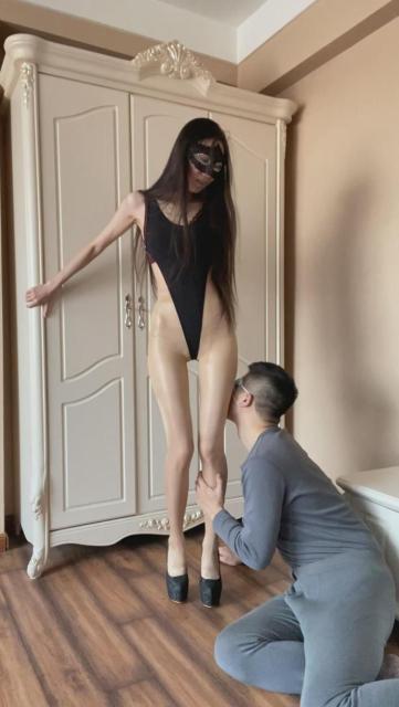 【诗蔓少女】性感模特的极度诱惑舔吻-4