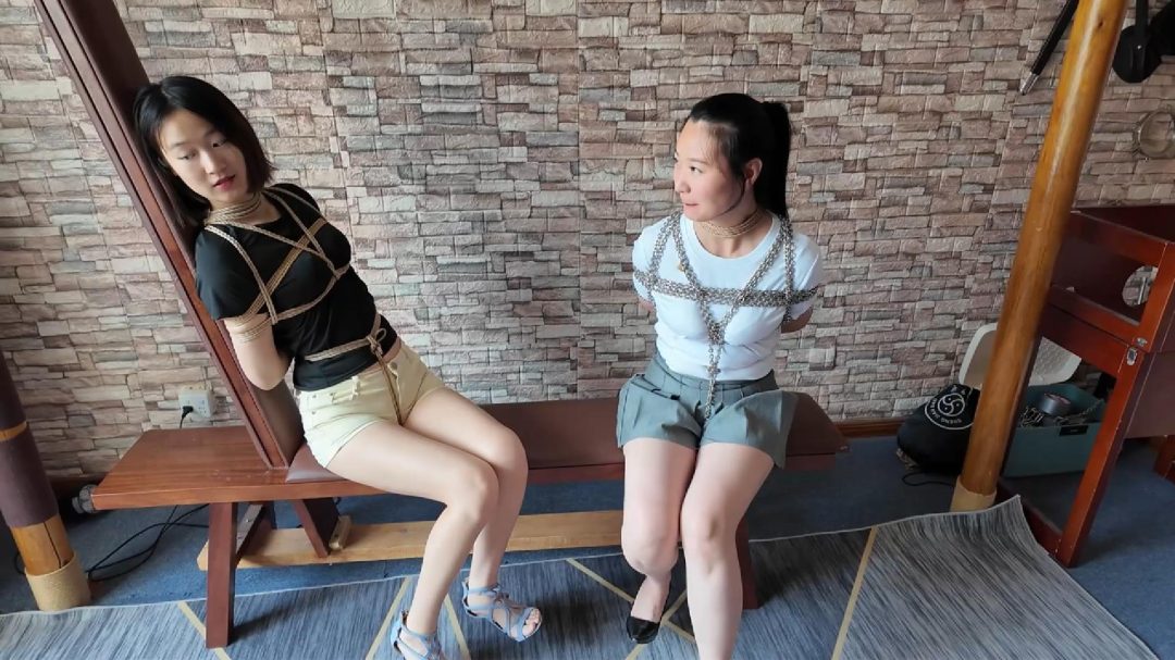 一绳所爱工作室定拍 姐妹花参观绳艺体验店（上） 紫涵&晓晓两姐妹慕名而来绳艺体验店，1米7大长腿绑着绳子到处逛+铁链紧缚-6