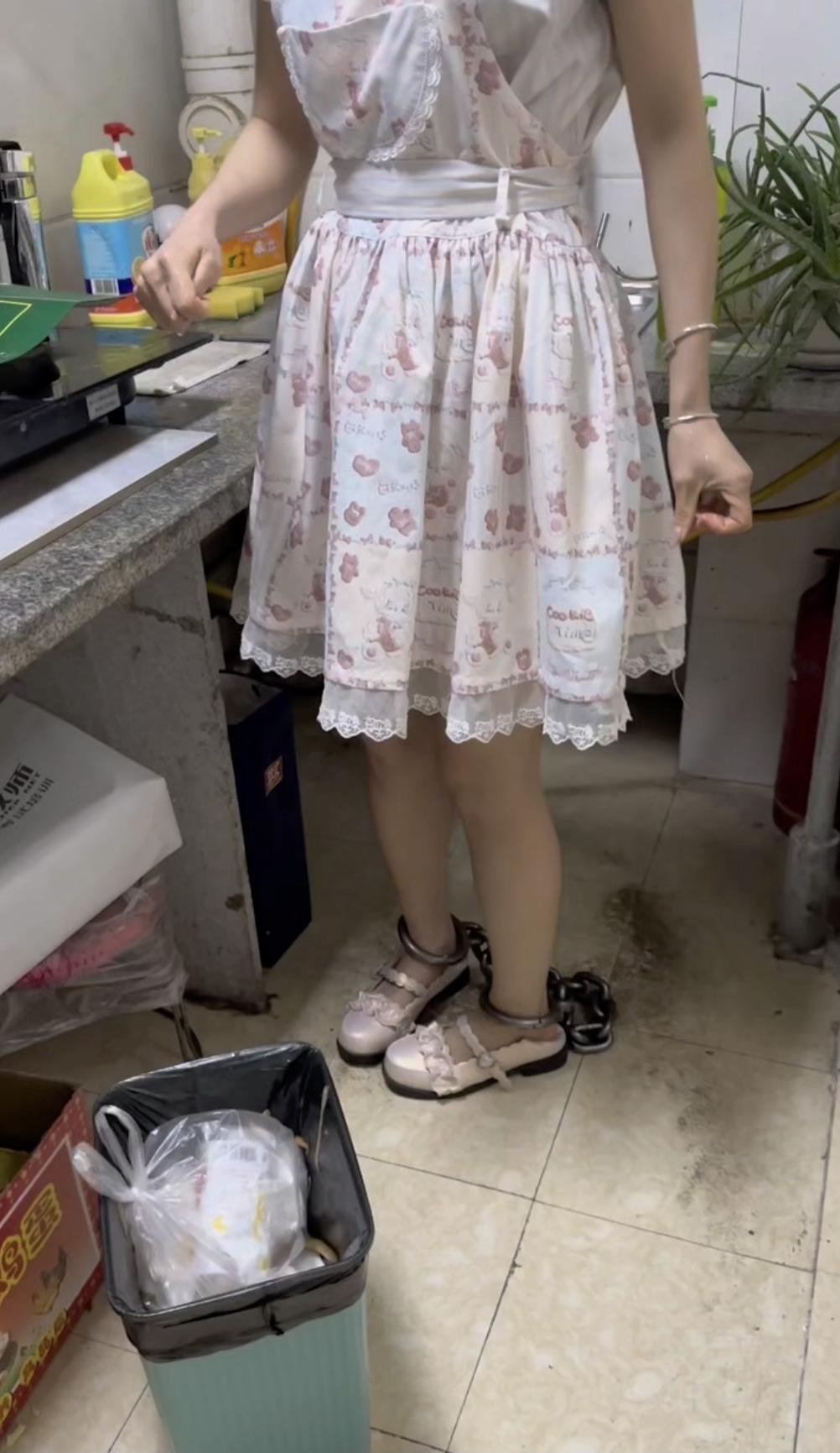 Lolita女孩的脚镣日常-新到的脚镣和新任务-2