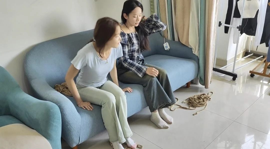 新模试镜 两个甜甜学妹-5