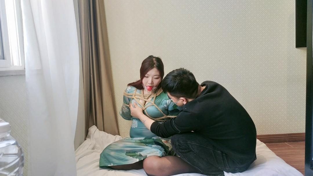 捆绑身材丰满的女群主后续-4