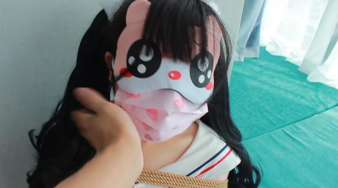 白丝双马尾调教日记开启啦，日式反绑 学生 水手服 驷马 俯卧 胸缚 手铐 高手缚 蟹缚 脚铐 脚镣 白丝 挠痒 皮鞭 眼罩 蒙眼 股绳 后手缚 打屁股-5