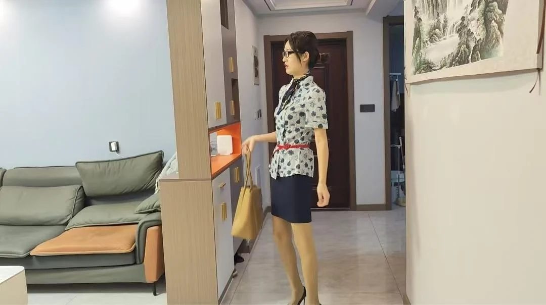晓倩定拍空姐遭难-2