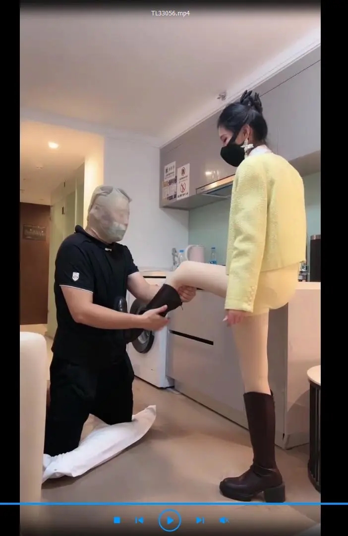 【七月大大】长靴肉丝暴力提档-2