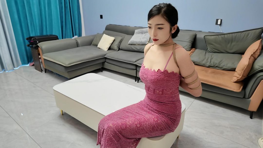 佳佳红裙五花-4
