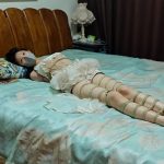 【墨色】橙子透明高跟鞋并腿捆绑挣扎 下
