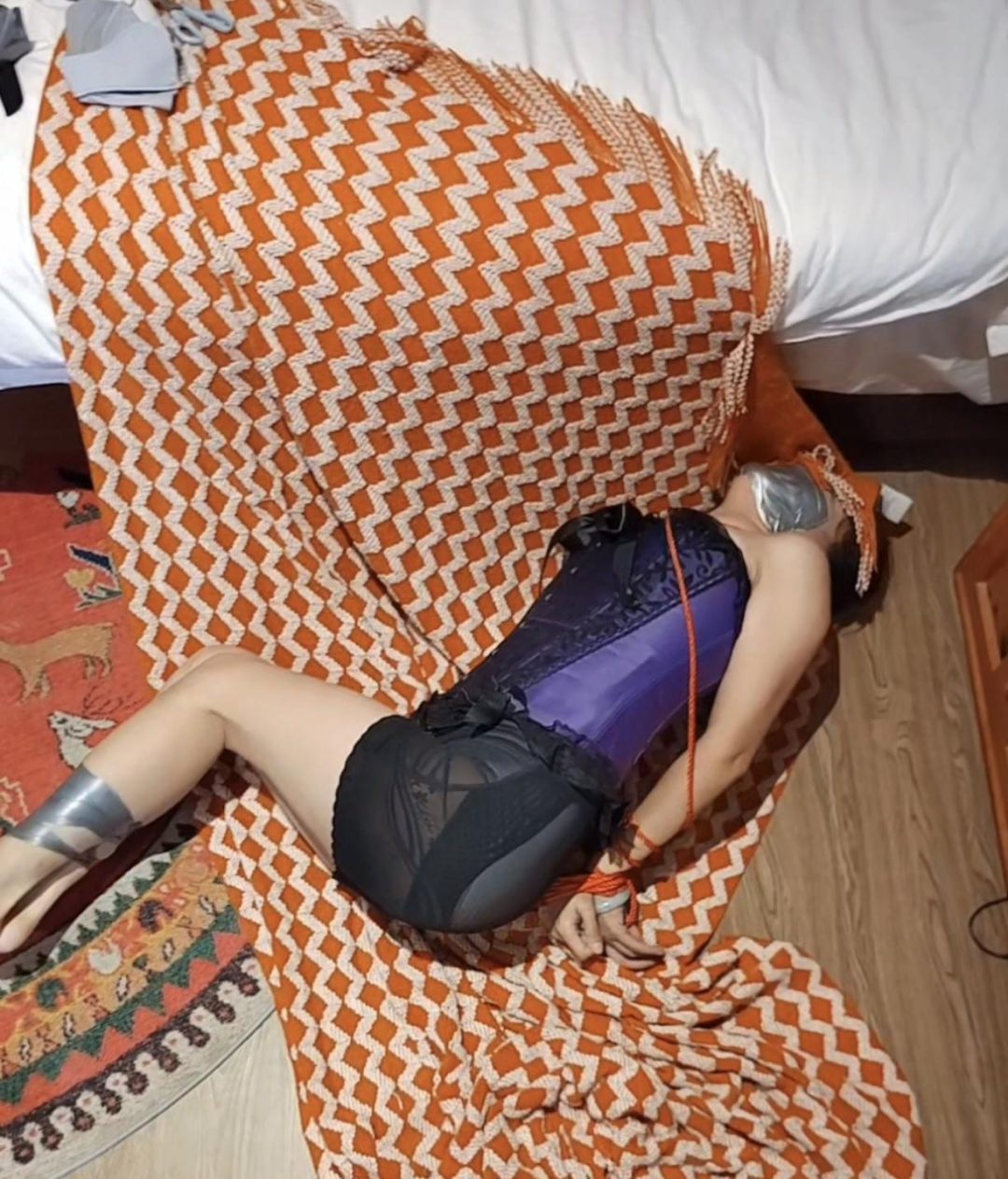喵酱原创～灰胶敷面多段-1