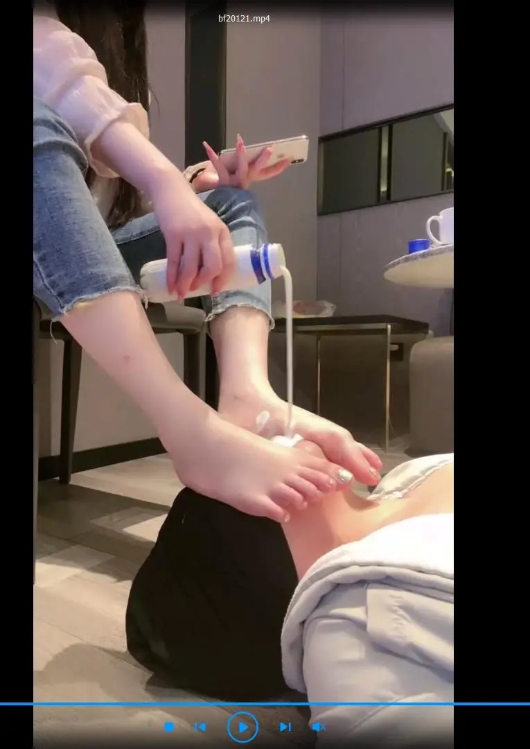 【梦二】绿帽老公悲惨下场-1